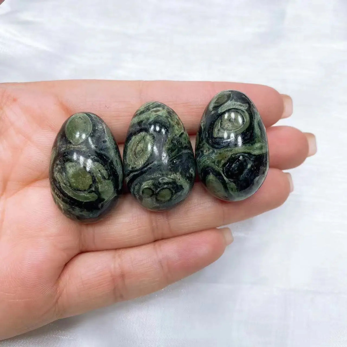30MM Mini Stone Egg Natural Crystal