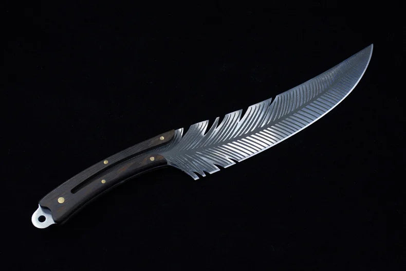 The Woodland Nymph's Dancing Feather Dagger
