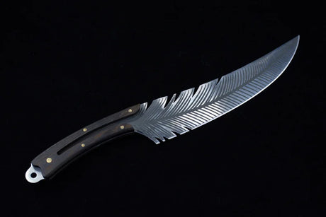 The Woodland Nymph's Dancing Feather Dagger