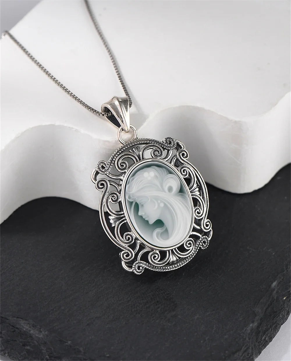 Kindred Spirit S925 Sterling Silver Pendants Blue Agate Portrait Jewelry