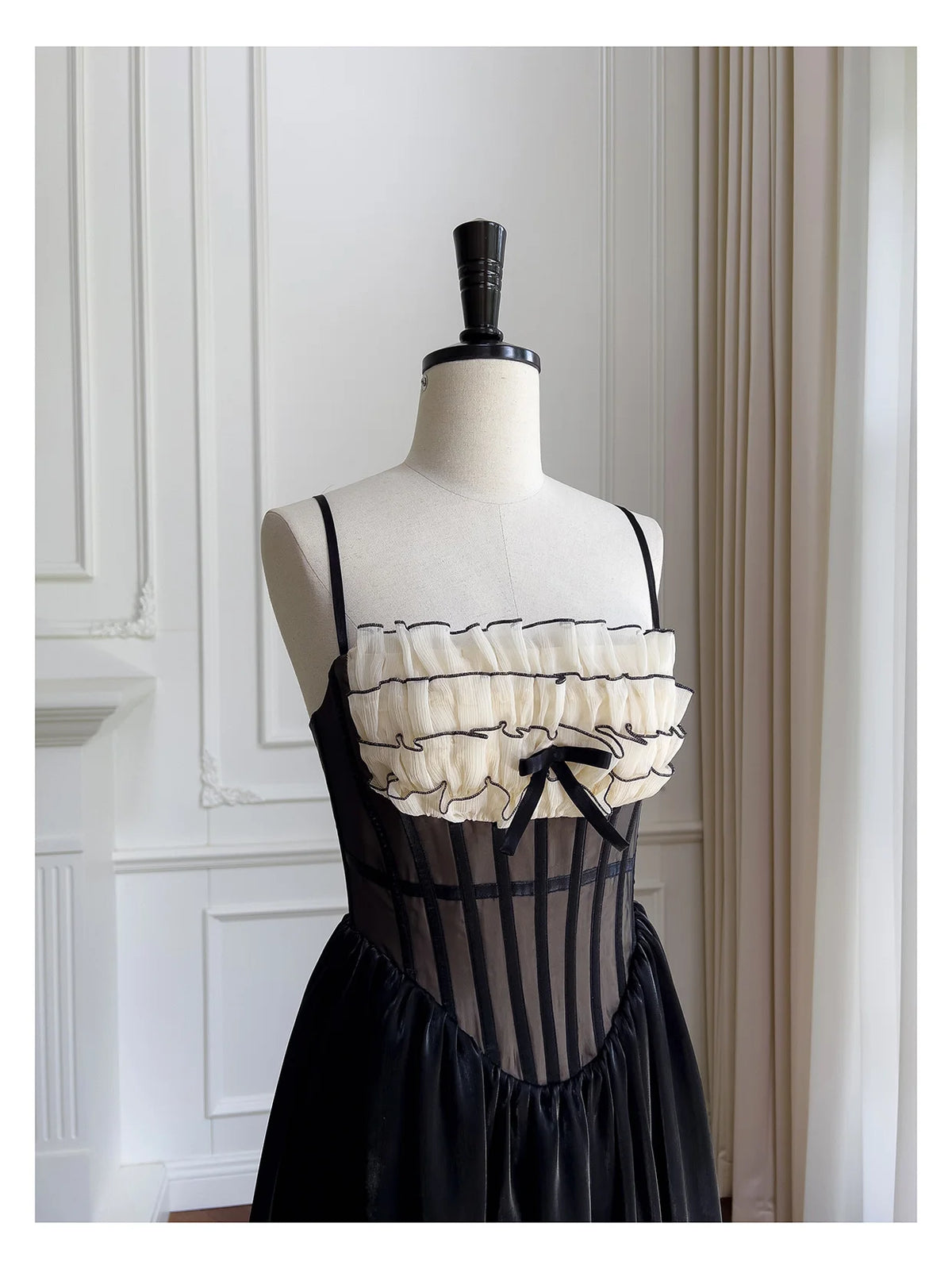 Justine's French Black Lace Sling Spliced Ruffles Bandage Backless Dress
