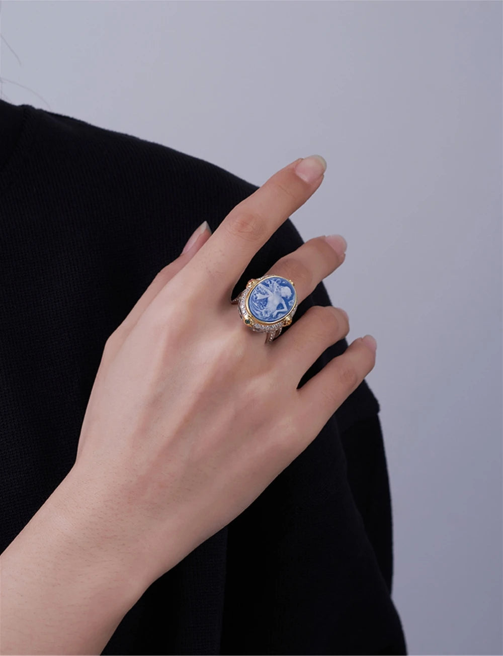 La Belladonna Wraith S925 Sterling Silver Rings Blue Agate White Shell Full Zircon Portrait Jewellery