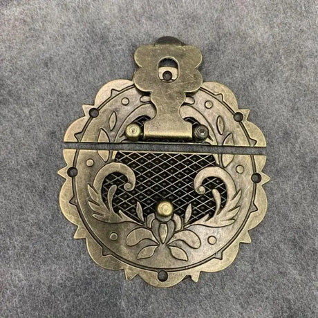 Round Metal Hasp with Floral Design Decorative Latch for Wooden DIY Projects