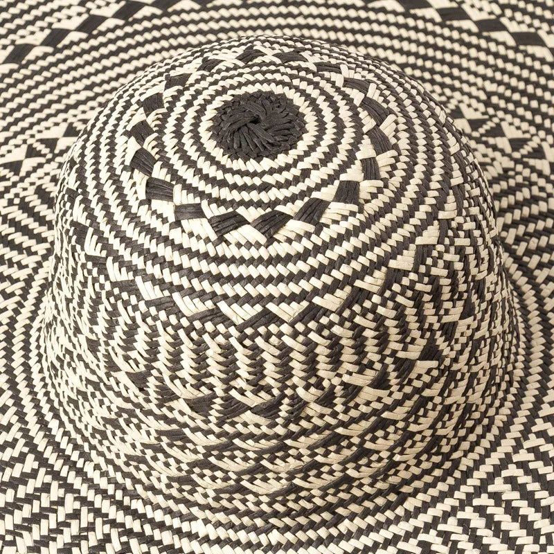 Black and White Large Brim Floppy Straw Summer Hats