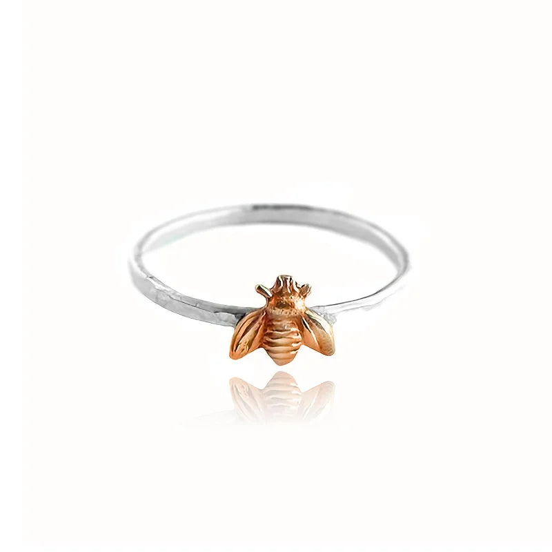 Dainty Bee Ring