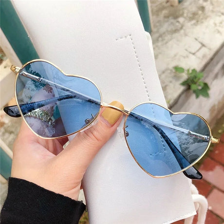 Metal Rim Heart Shaped Sunglasses UV400