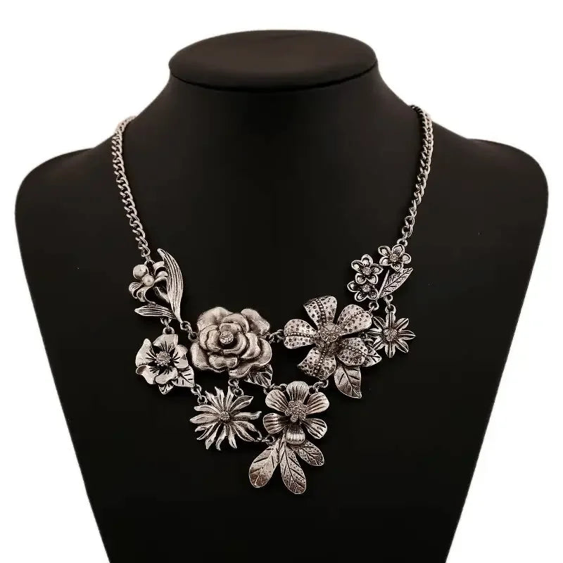 Metal Flower Bouquet Chunky Necklace