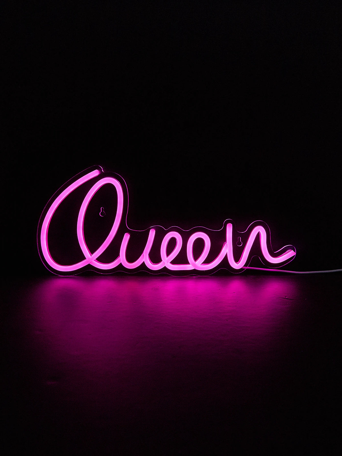 LED Neon Pink Queen USB Night Light Wall Art Room Decor Lamp