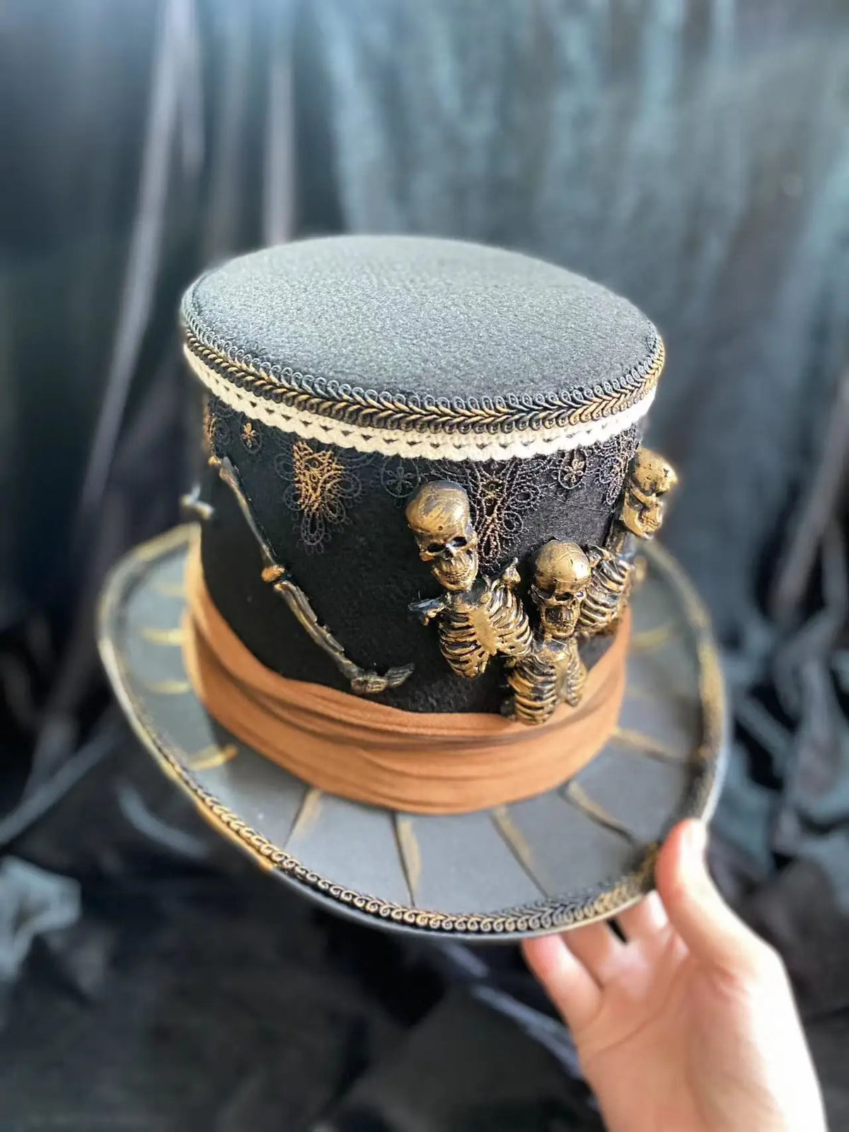 Pirate Hats Vintage Skull Feather Triangle Hats Halloween CosPlay Pirate Top Hat