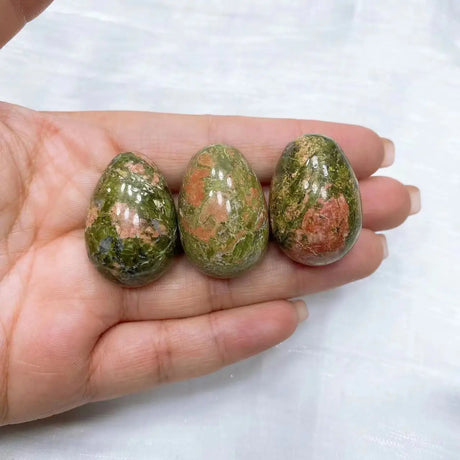 30MM Mini Stone Egg Natural Crystal