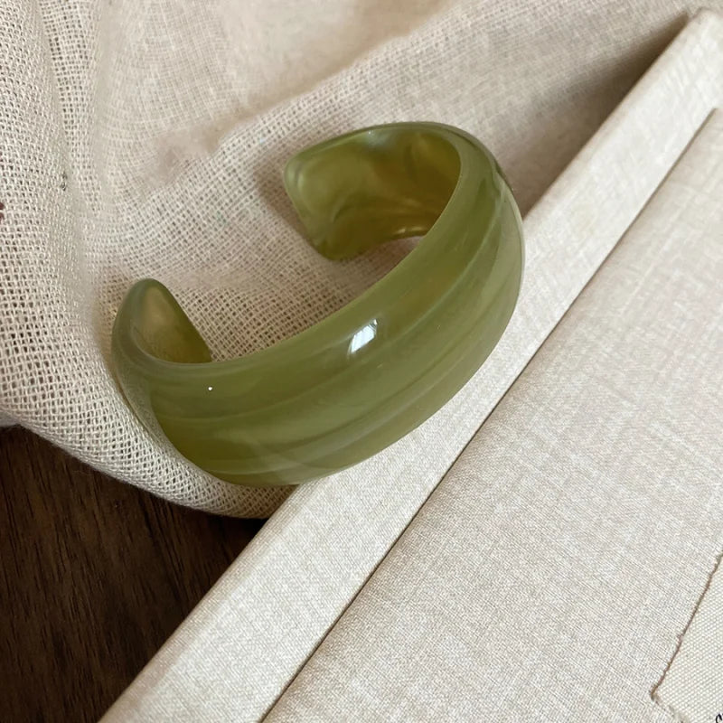 Smooth Round Acrylic Cuff Bangles Vintage Style Jelly Coloyr Smudging Wide Resin Bracelets