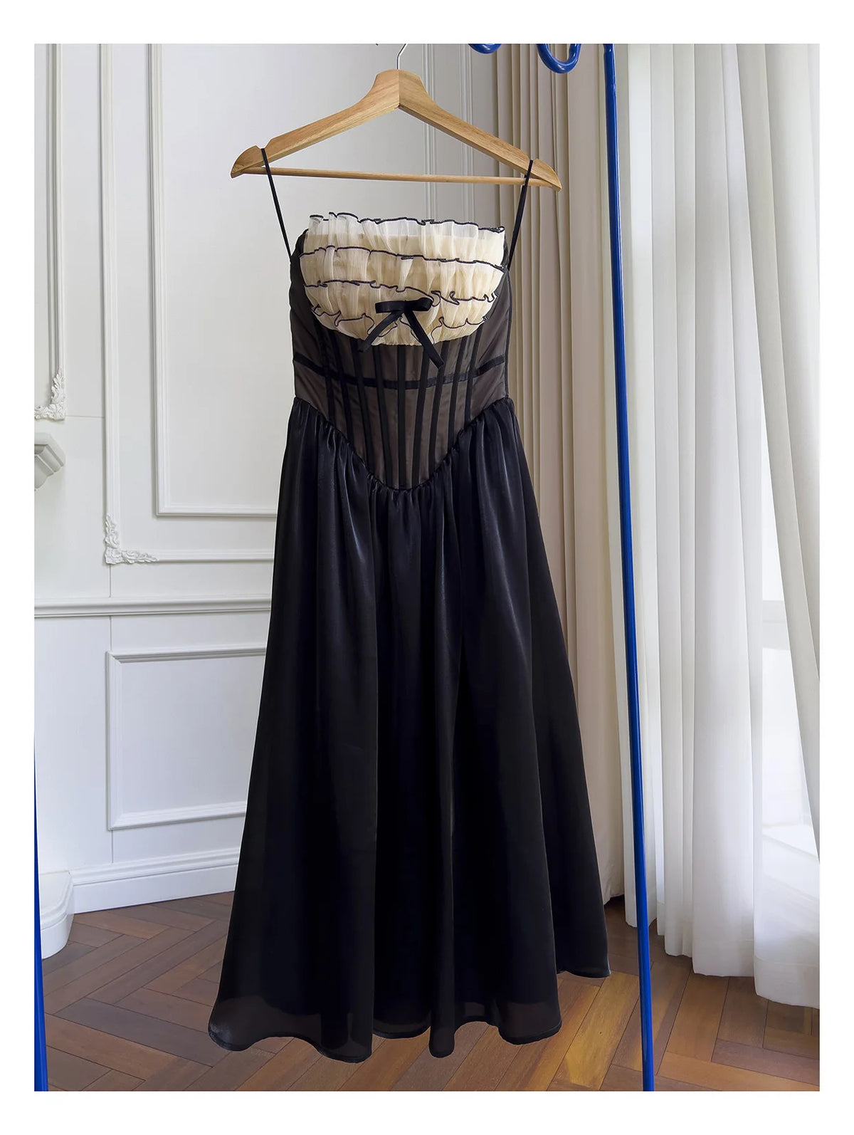 Justine's French Black Lace Sling Spliced Ruffles Bandage Backless Dress