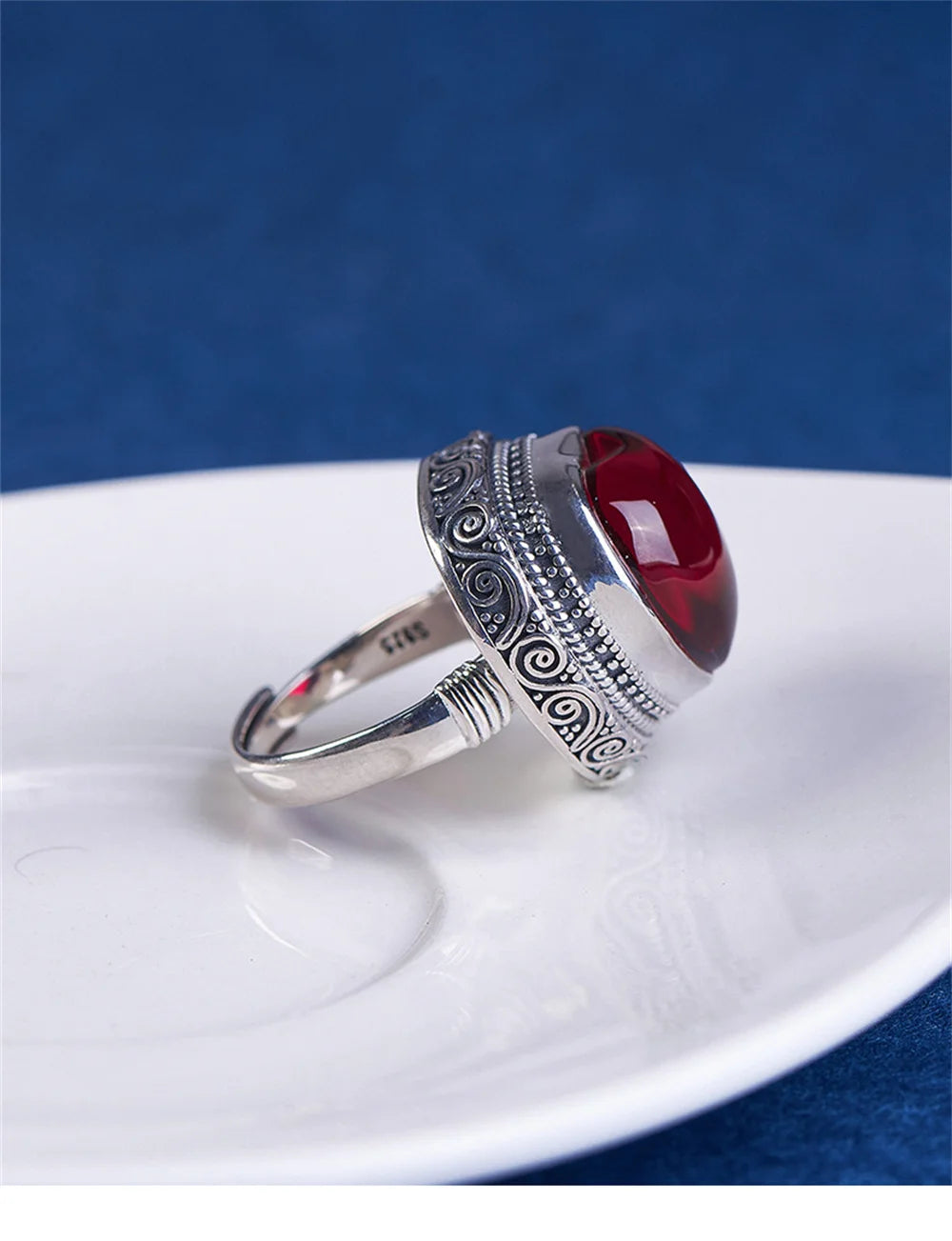 Intuitive Sage S925 Sterling Silver Ring Heart-shaped Corundum