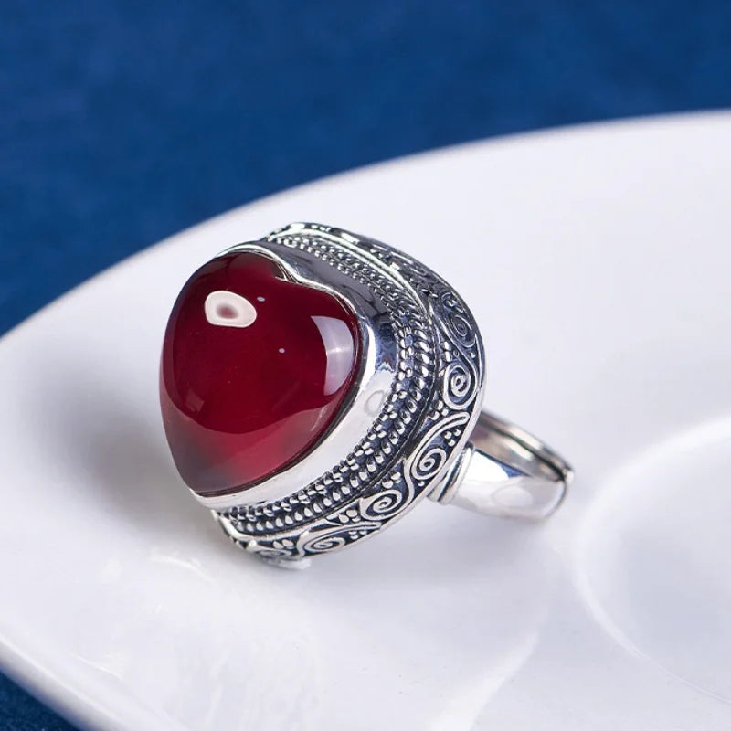 Intuitive Sage S925 Sterling Silver Ring Heart-shaped Corundum
