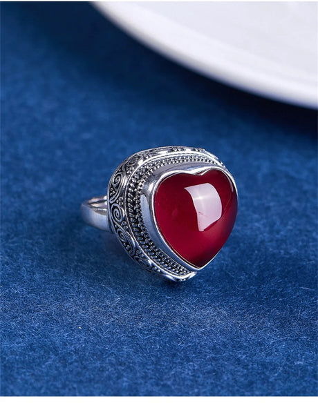 Intuitive Sage S925 Sterling Silver Ring Heart-shaped Corundum
