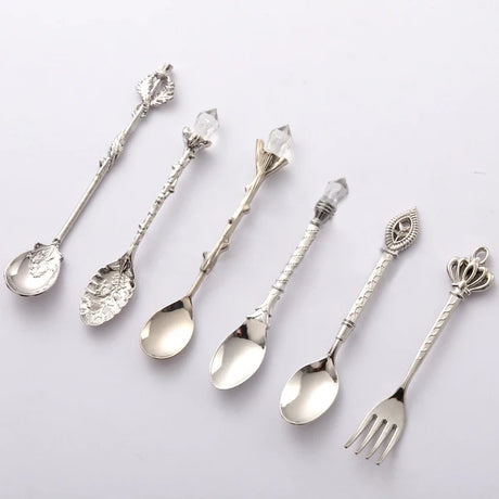 6pcs Vintage Spoons Fork Royal Style Gold Carved Coffee Tea Spoon Dessert Fork Cutlery Set