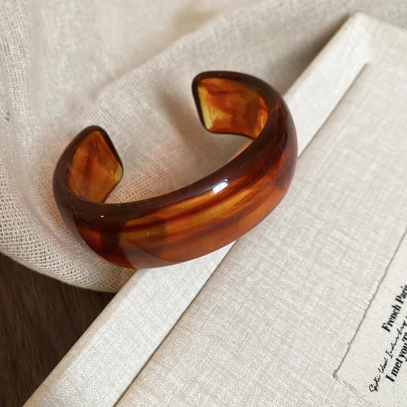 Smooth Round Acrylic Cuff Bangles Vintage Style Jelly Coloyr Smudging Wide Resin Bracelets