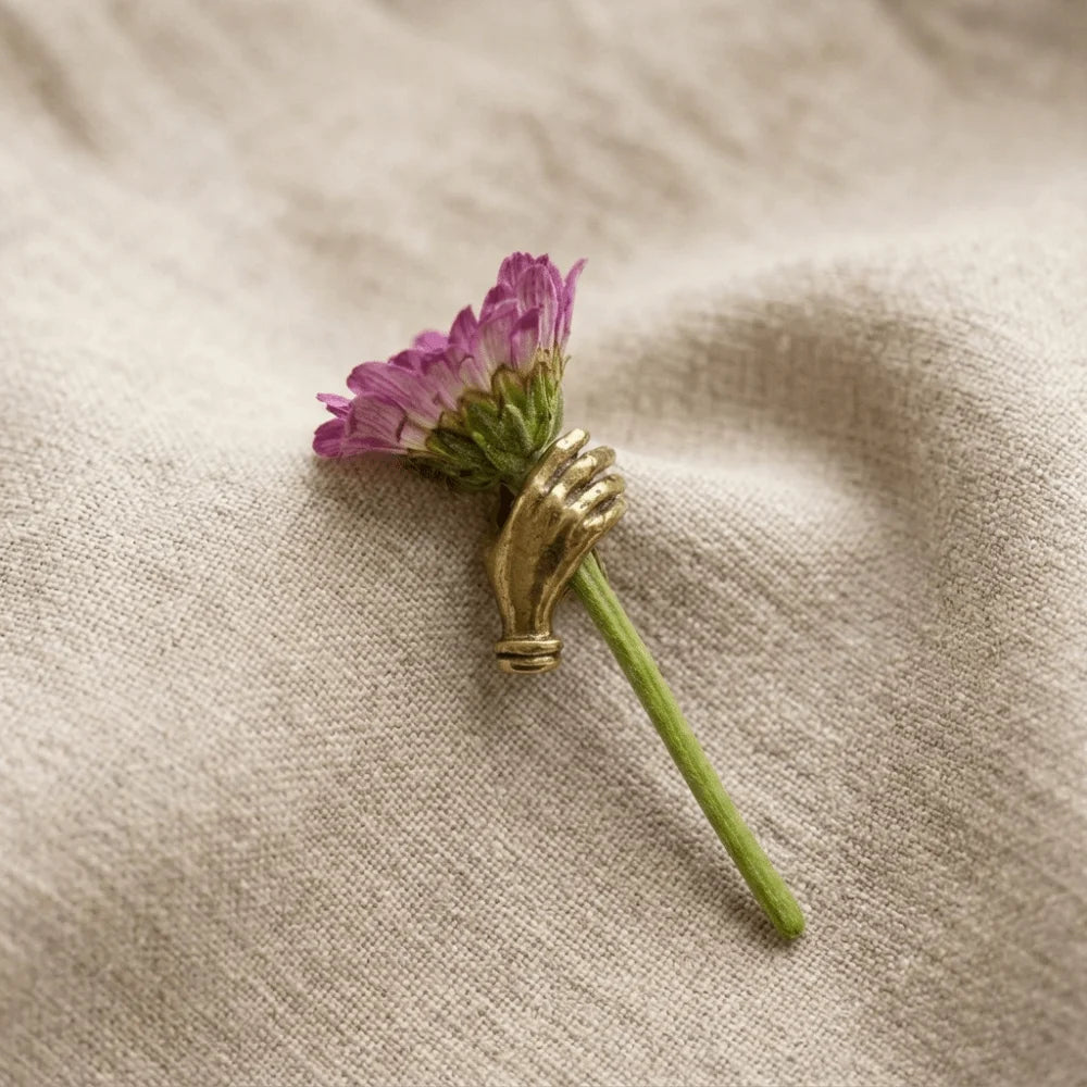 Hand-Held Flower Brooch Lapel Pin Fresh Flower Holder