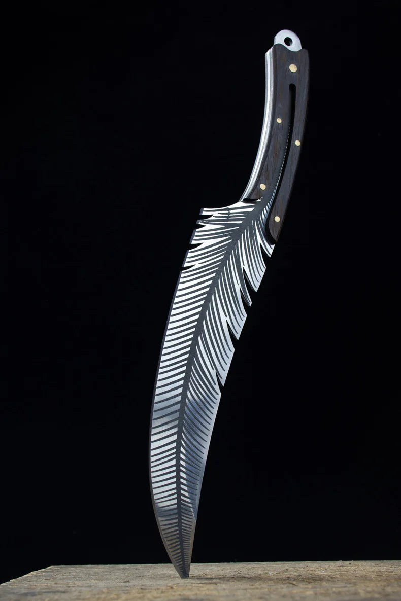 The Woodland Nymph's Dancing Feather Dagger