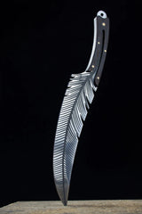 The Woodland Nymph's Dancing Feather Dagger