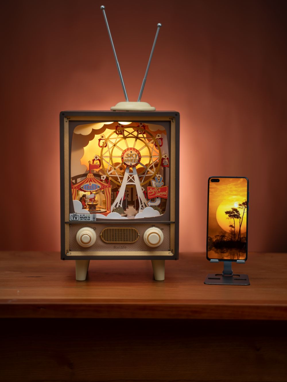 Sunset Carnival Retro TV Music Boxes with Lights 3D Wooden DIY Model Kit Puzzle Toys