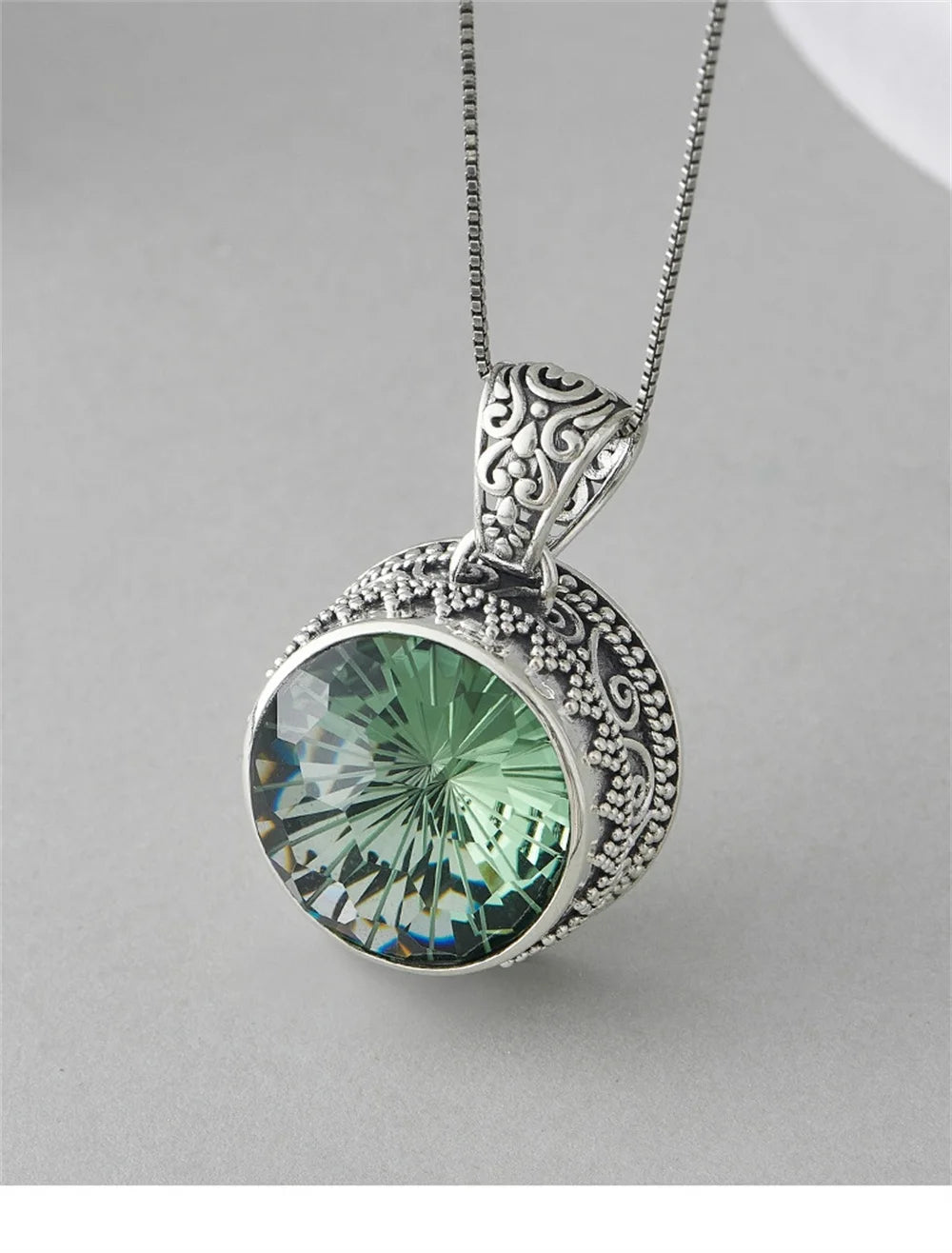 The Abyss Portal Key S925 Sterling Silver Pendants Tangent Plane Green Crystal