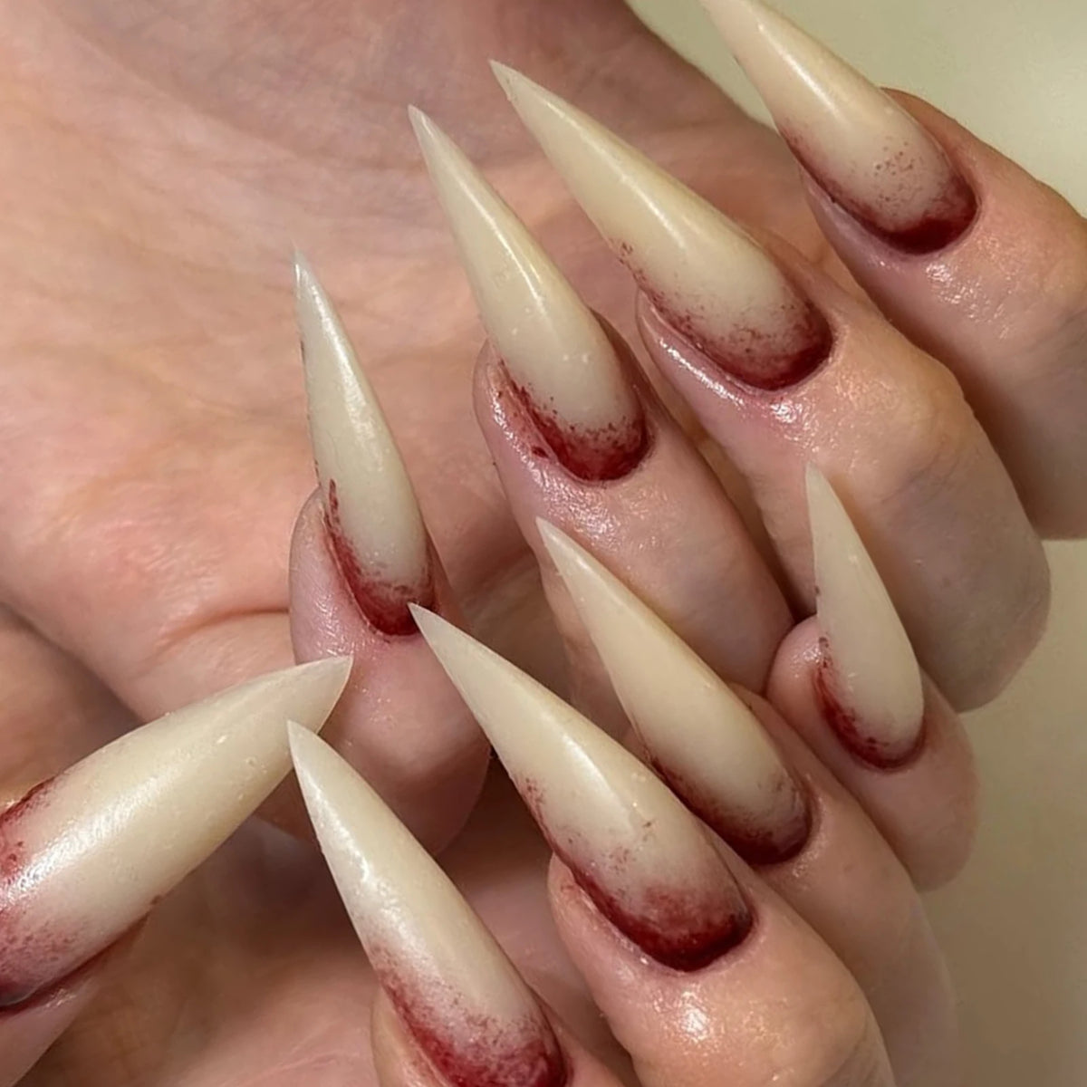Halloween Blood Stained Bone Long Pointed Claw Press On Nails Acrylic 24pcs