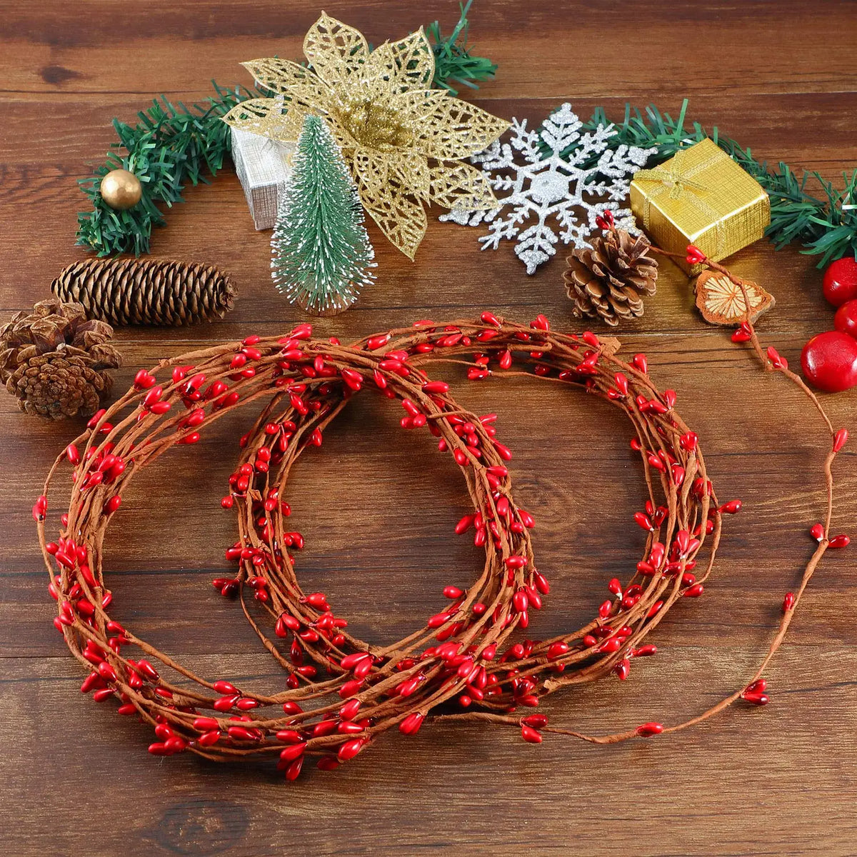 30PCS Artificial Red Pip Berry Picks 65cm Stems DIY Wreath Garland Christmas Decorations