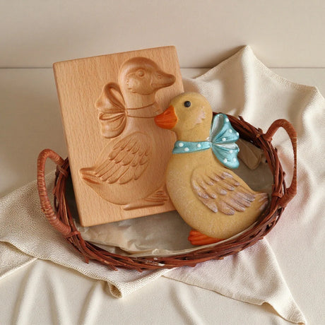 Farm Treats Wooden Cookie Moulds with Animals Patterns, Bird, Goose, Horse, Hedgehog, Flowers