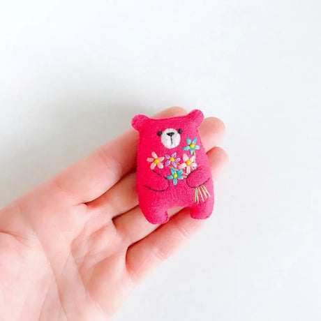 Bouquet Bear Doll Miniature Pocket Hug 5.5*4cm Felt Little Plushie Toy