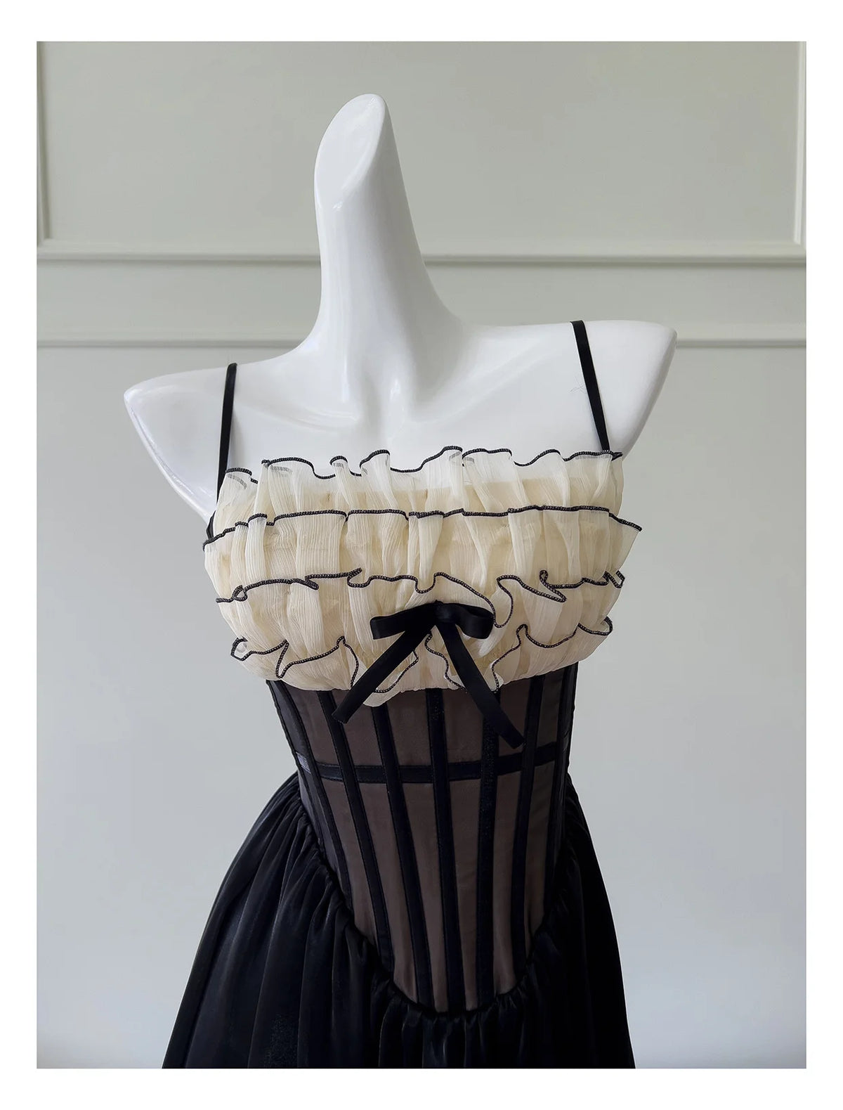 Justine's French Black Lace Sling Spliced Ruffles Bandage Backless Dress