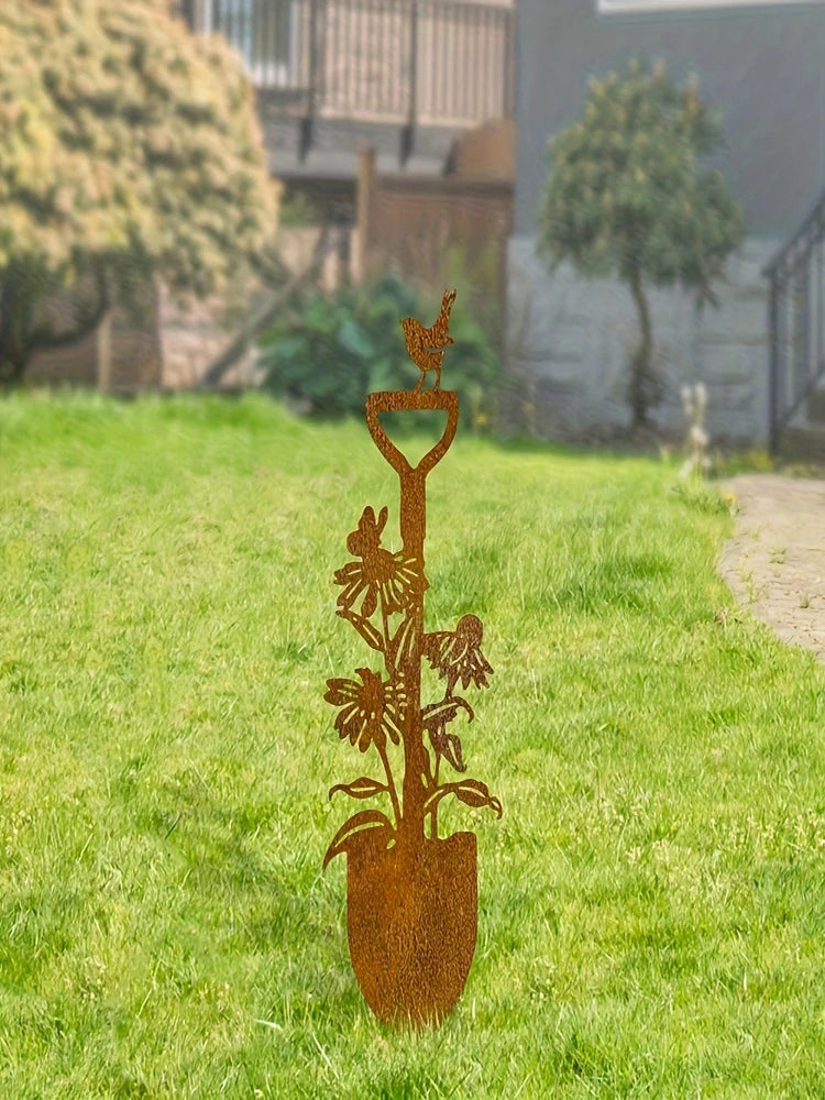 Rusty Garden Spade Silhouette Outdoor Ornaments