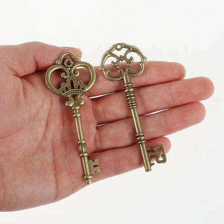 Twenty Large Skeleton Keys Antique Bronze Vintage Key Charms DIY Handmade Craft