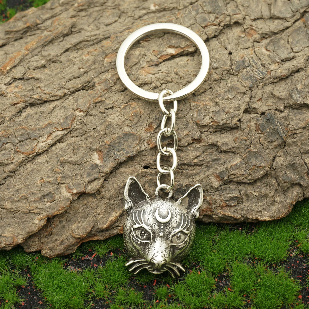 Witch's Cat Head Keyring