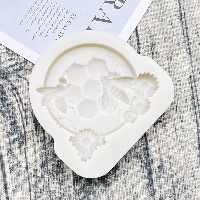 Honeycomb Bee Daisy Silicone Mould Resin Baking Pottery Mould