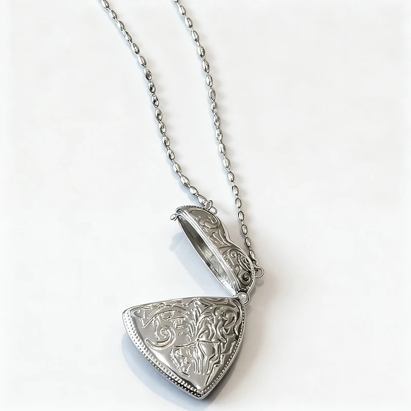 Heart Shape Mini Bag Pendant Necklace Long Crossbody Sweater Chain