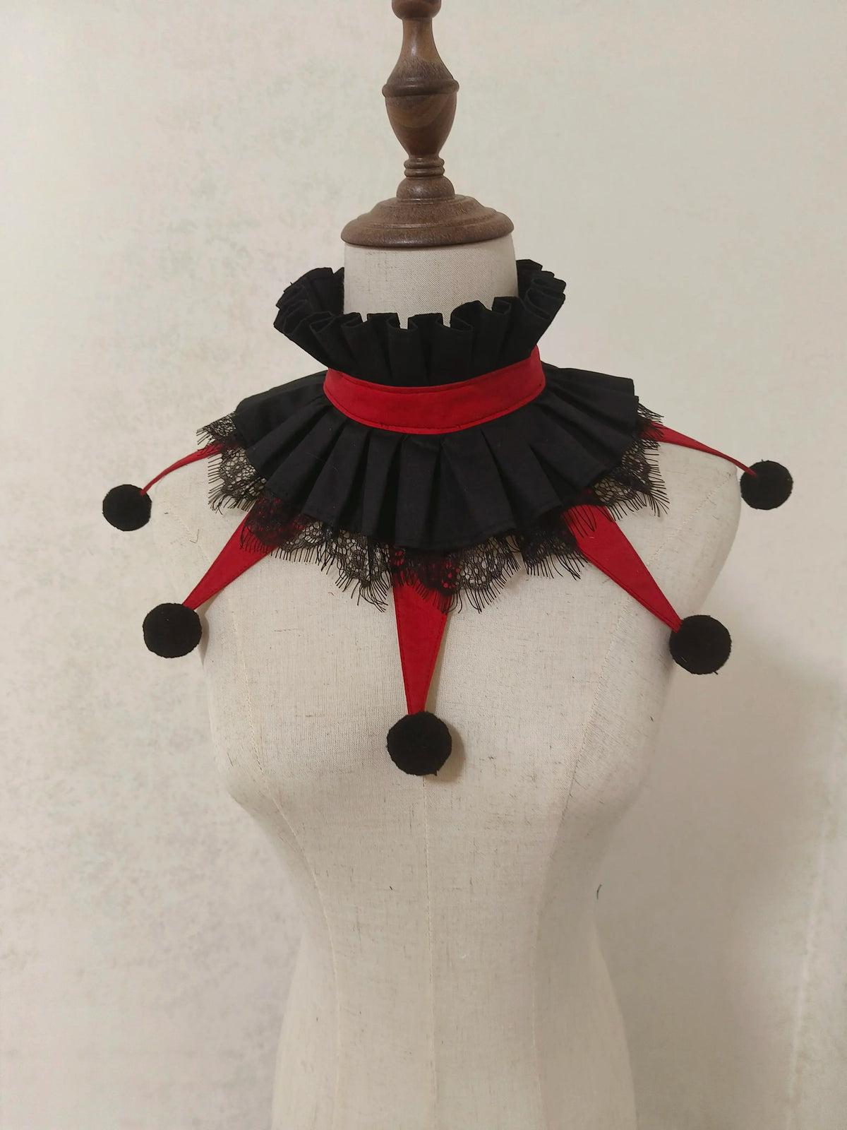 Clowns Collars Handmade Halloween Fairy Tale Court Jester Clown Cosplay Stage Ruff