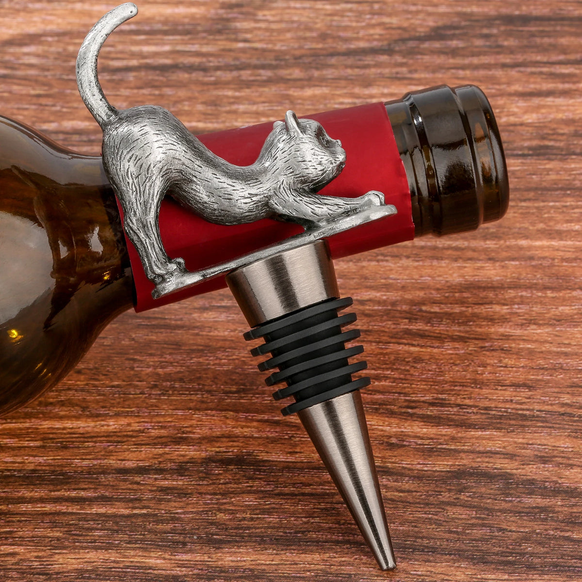 The Library Cat Wine Stopper