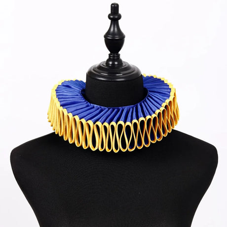 Elizabethan Tudor Ruff Collar Photoshoot Halloween Costume