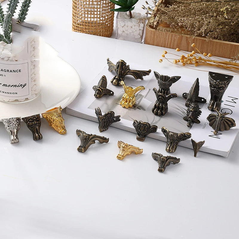 4Pcs Antique Wood Box Feet Leg Corner Protector Jewelry Gift Box Decorative Feet Metal Corner Bracket For Furniture Hardware