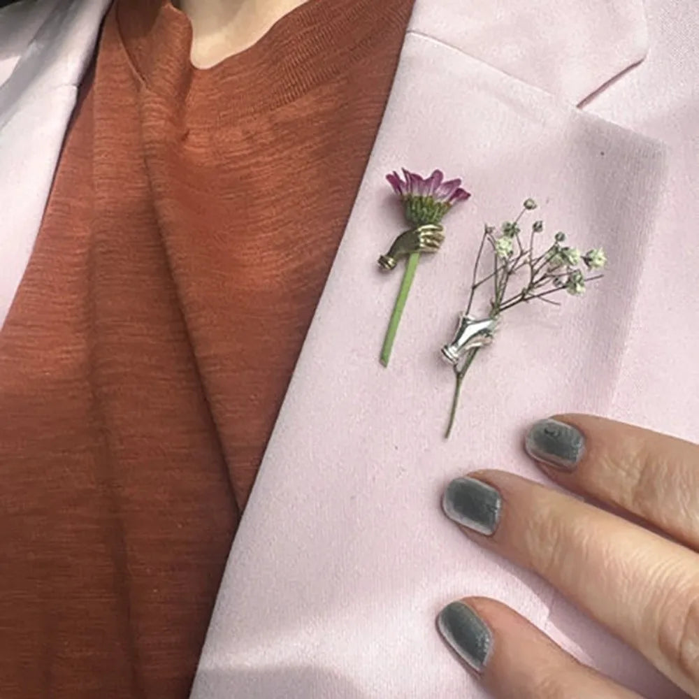 Hand-Held Flower Brooch Lapel Pin Fresh Flower Holder
