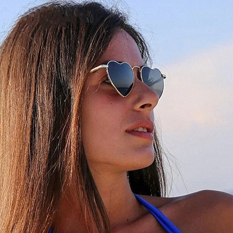 Metal Rim Heart Shaped Sunglasses UV400
