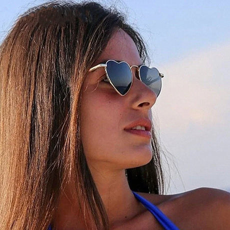 Metal Rim Heart Shaped Sunglasses UV400
