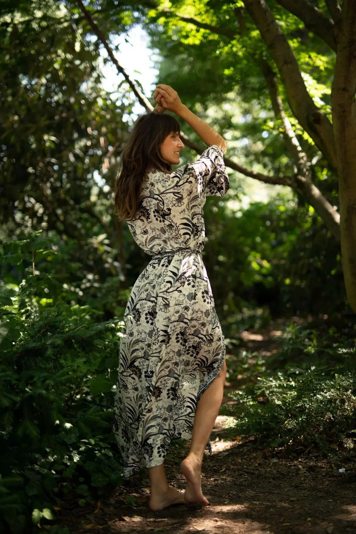Charmy's Cover-up Long Kimono Robe