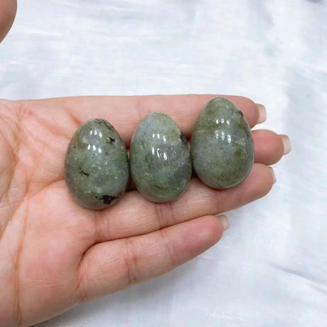 30MM Mini Stone Egg Natural Crystal