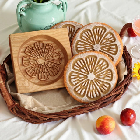 Farm Treats Wooden Cookie Moulds with Animals Patterns, Bird, Goose, Horse, Hedgehog, Flowers