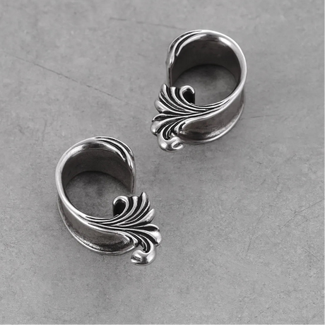 2PCS Ocean Wave Scroll Ear Tunnels Plugs Gauges Stretchers Expander Body Piercing Jewellery Ear Stretching Gauges