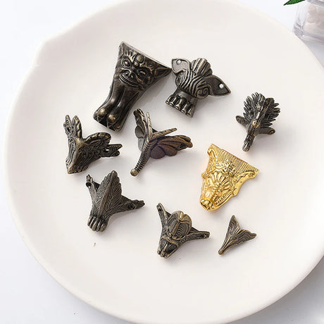 4Pcs Antique Wood Box Feet Leg Corner Protector Jewelry Gift Box Decorative Feet Metal Corner Bracket For Furniture Hardware