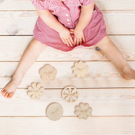 12 DIY Gyro Toys Wooden Spinning Tops Kids Craft Project