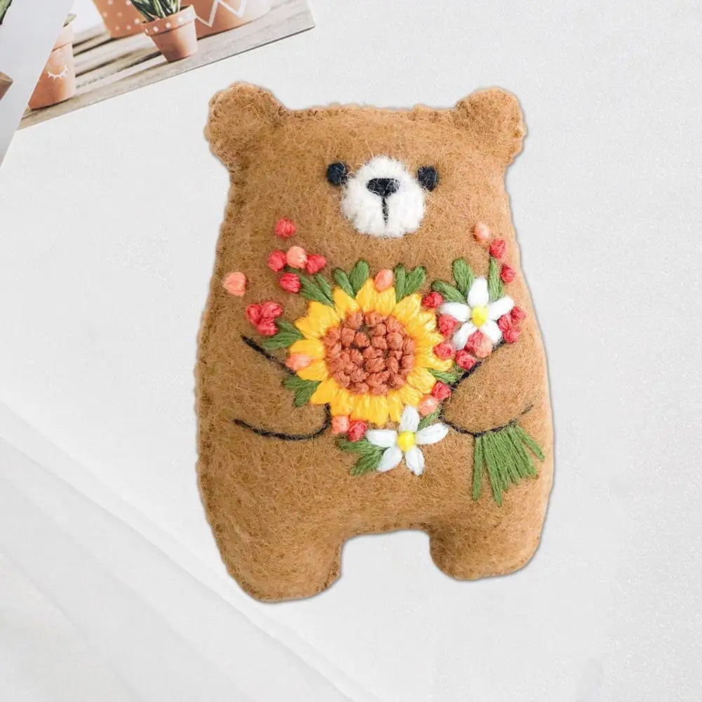 Bouquet Bear Doll Miniature Pocket Hug 5.5*4cm Felt Little Plushie Toy